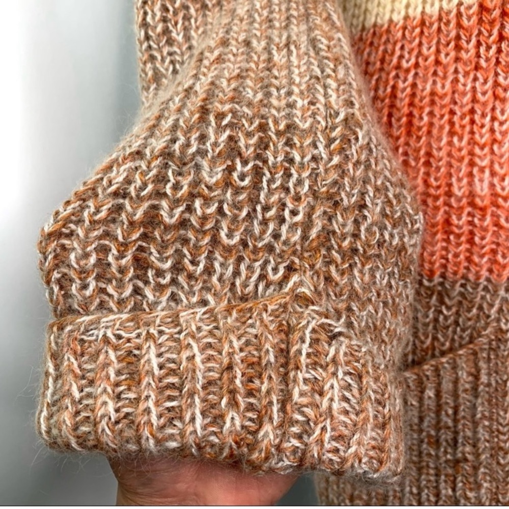 Vtg 70s Fall Evenings ๐ Gorgeous Vintage Chunky Knit Toggle Button Cardigan - Picture 7 of 9